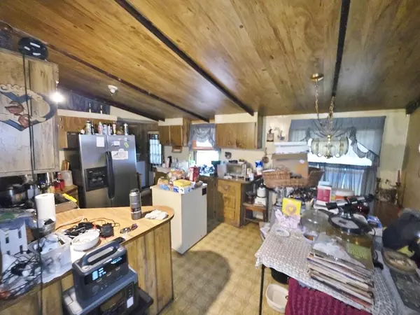 Summerville, SC 29483,218 Whippoorwill Dr