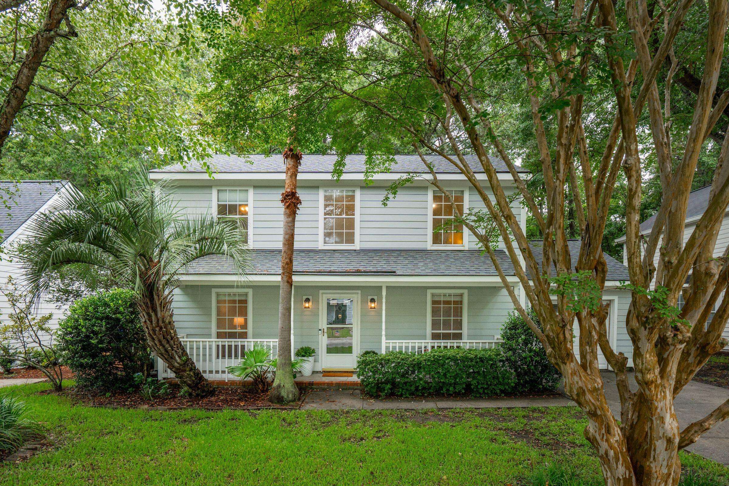 543 Castle Hall Rd, Mount Pleasant, SC 29464