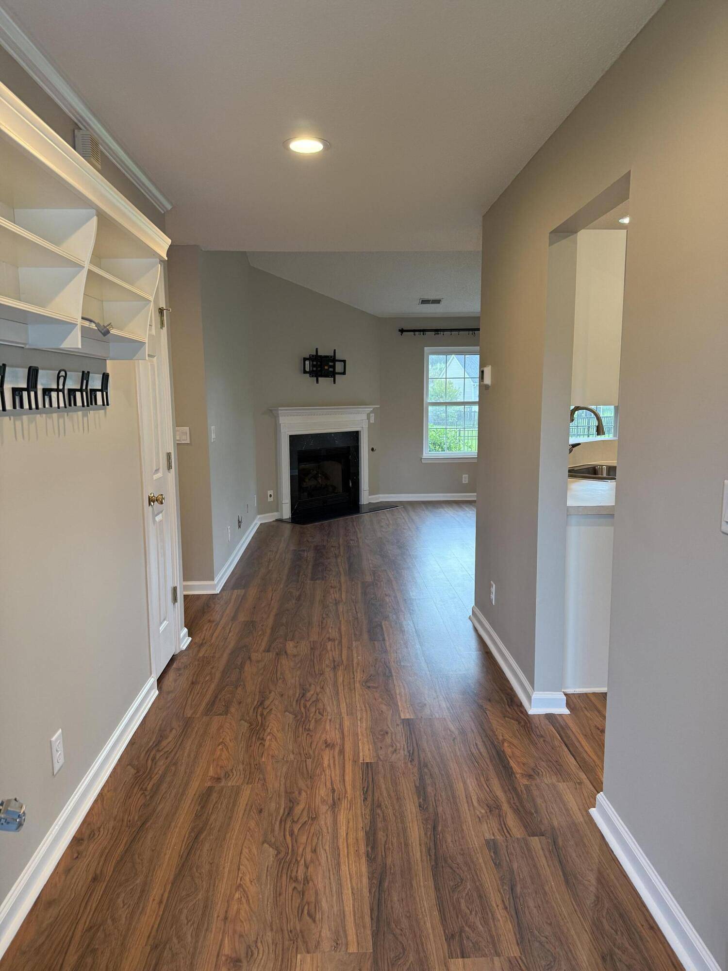 Charleston, SC 29414,400 Hainesworth Dr