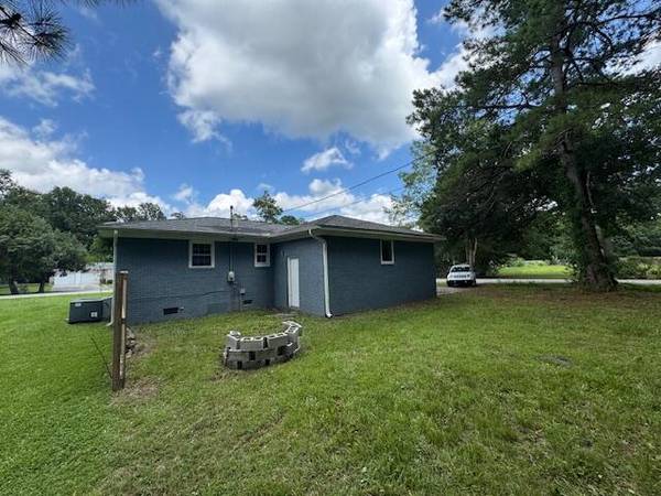 Saint Stephen, SC 29479,135 Wells Cir