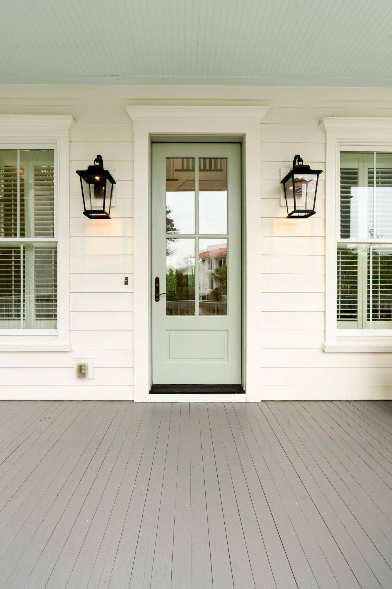 Mount Pleasant, SC 29464,282 River Oak Dr