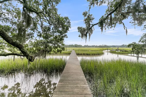 4415 Lord Proprietors Rd,  Meggett,  SC 29449