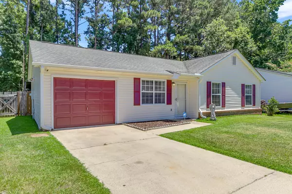 Summerville, SC 29486,320 Winding Ln