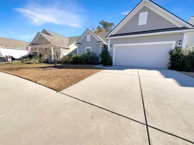 Hollywood, SC 29449,6053 Wilkes Pond Dr