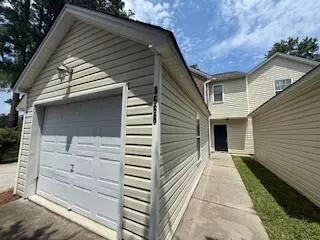 North Charleston, SC 29406,8666 Roanoke Dr