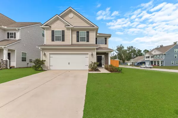 1302 Berry Grove Dr, Summerville, SC 29485