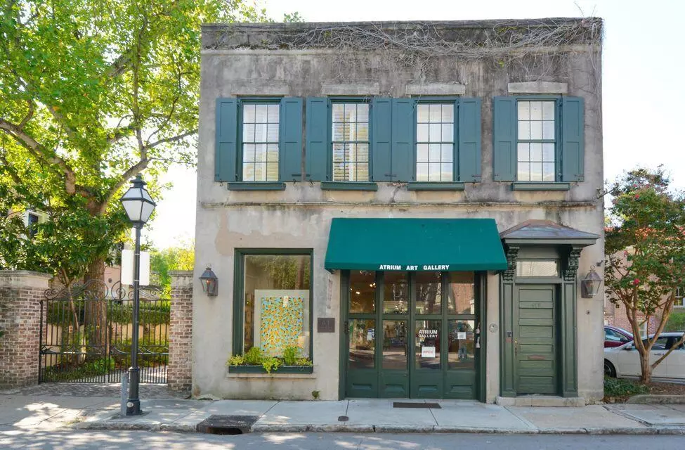 Charleston, SC 29401,61 Queen St #B
