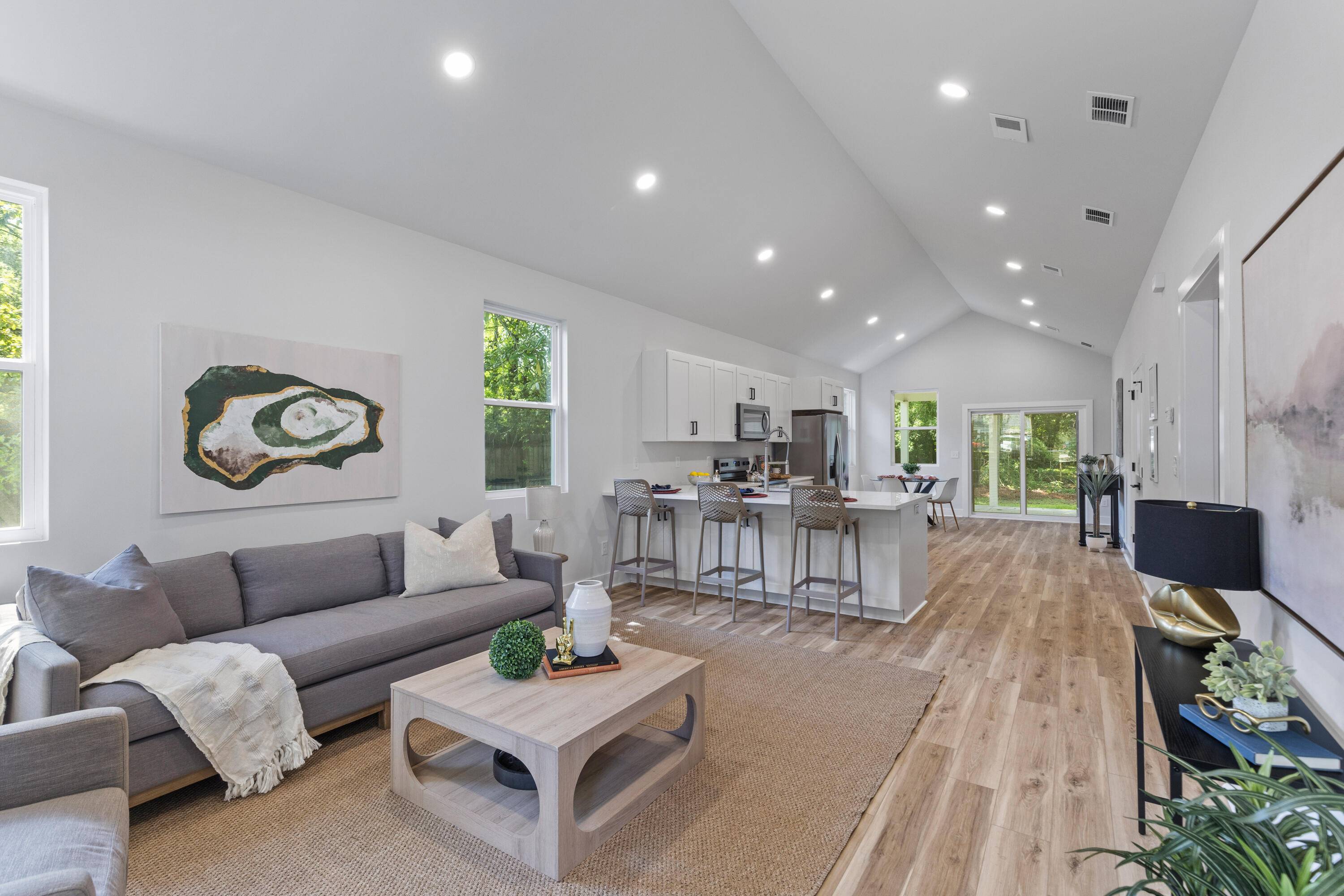 North Charleston, SC 29405,1213 Chesterfield Rd