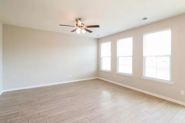 Ladson, SC 29456,1391 Hermitage Ln