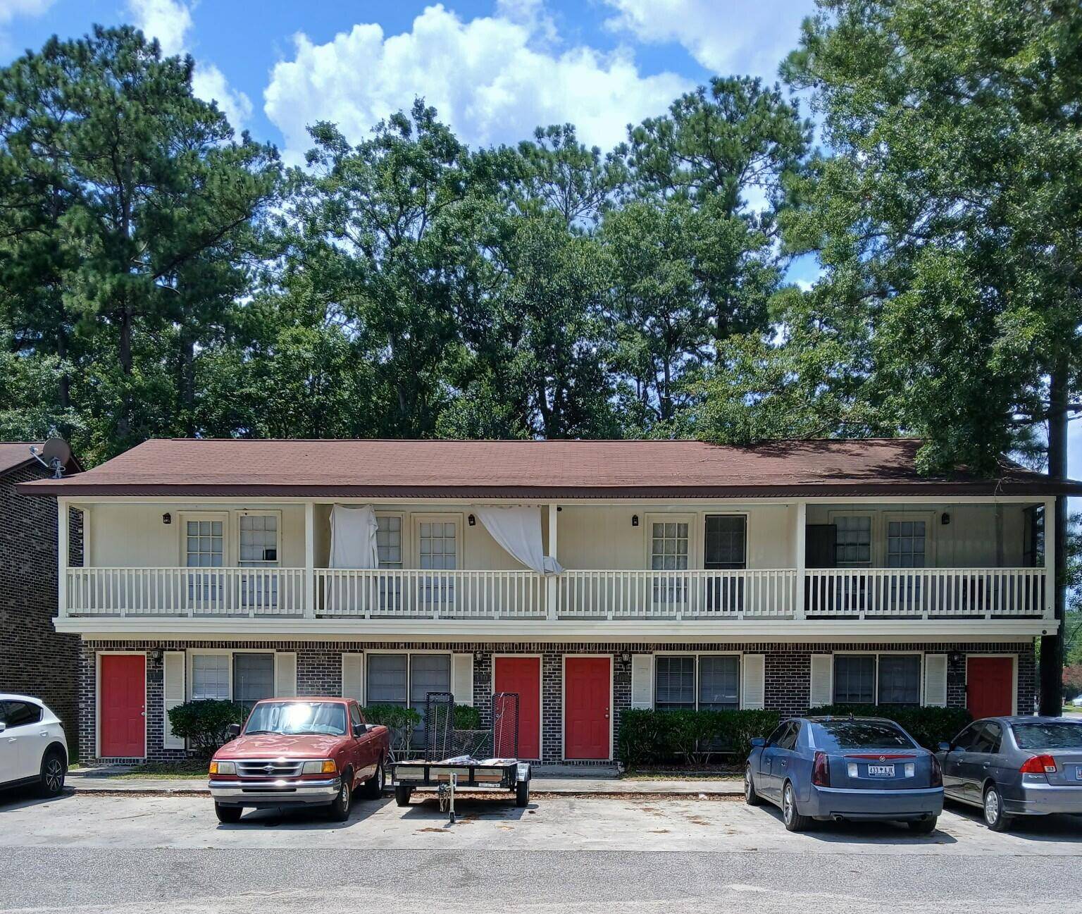 106 Colonial Ct, Summerville, SC 29483