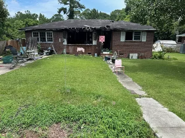 North Charleston, SC 29406,6322 Brandt St