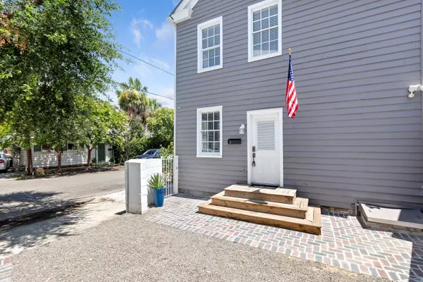 Charleston, SC 29403,5 Jasper St