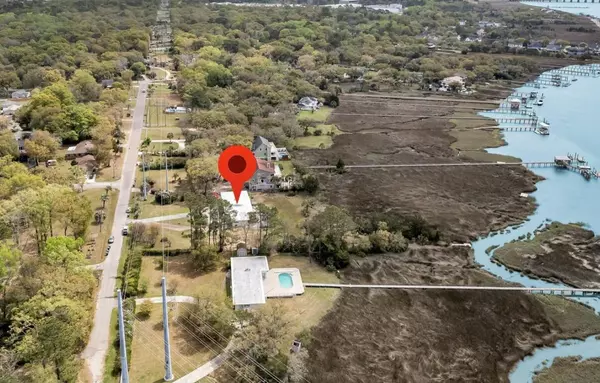 4701 Apple St, North Charleston, SC 29405