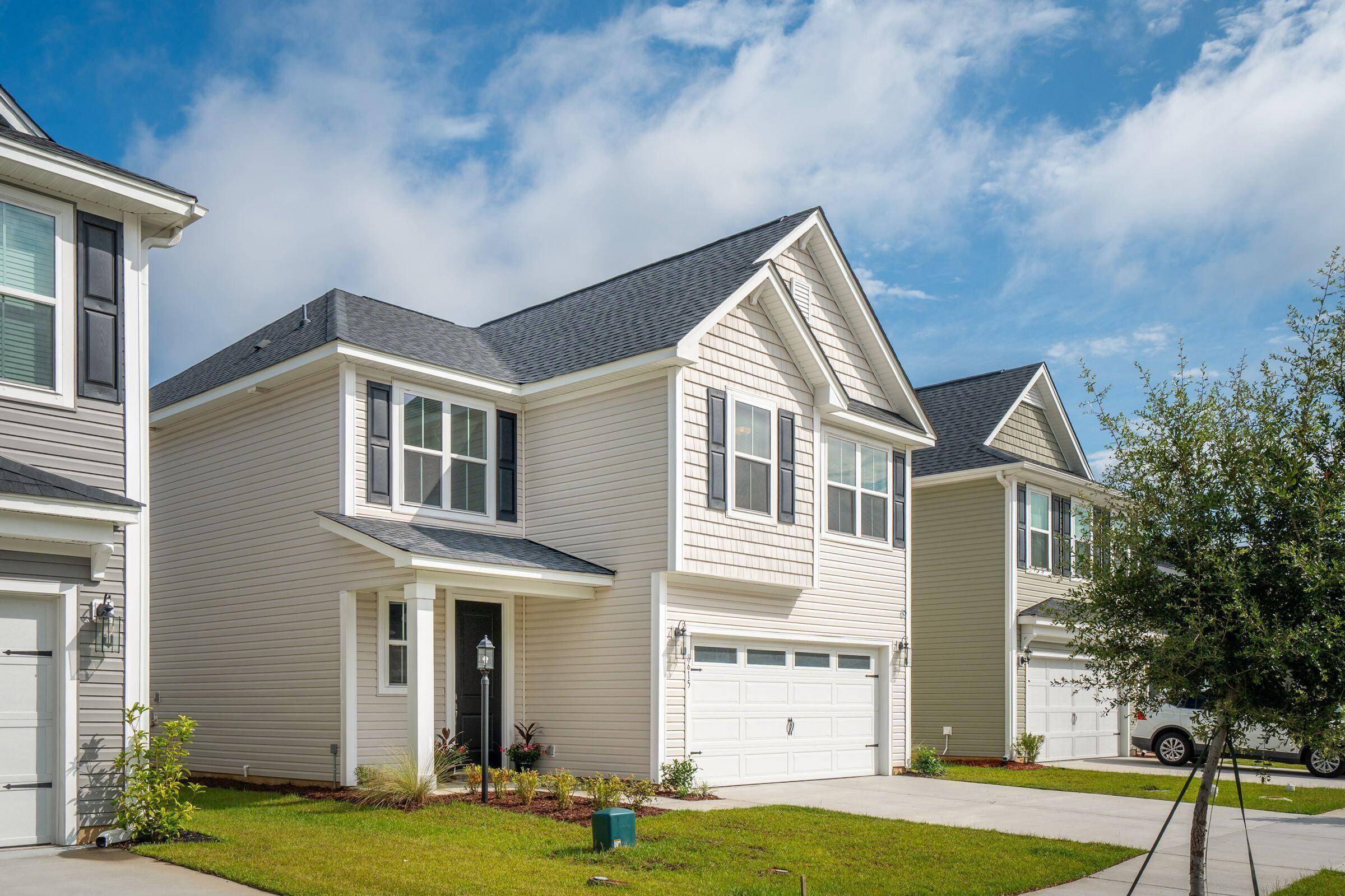 North Charleston, SC 29420,8615 Windsor Hill Blvd