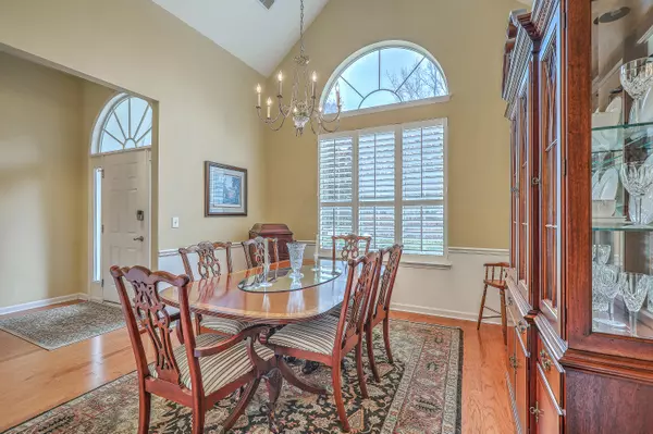 Summerville, SC 29485,2005 Carriage Way