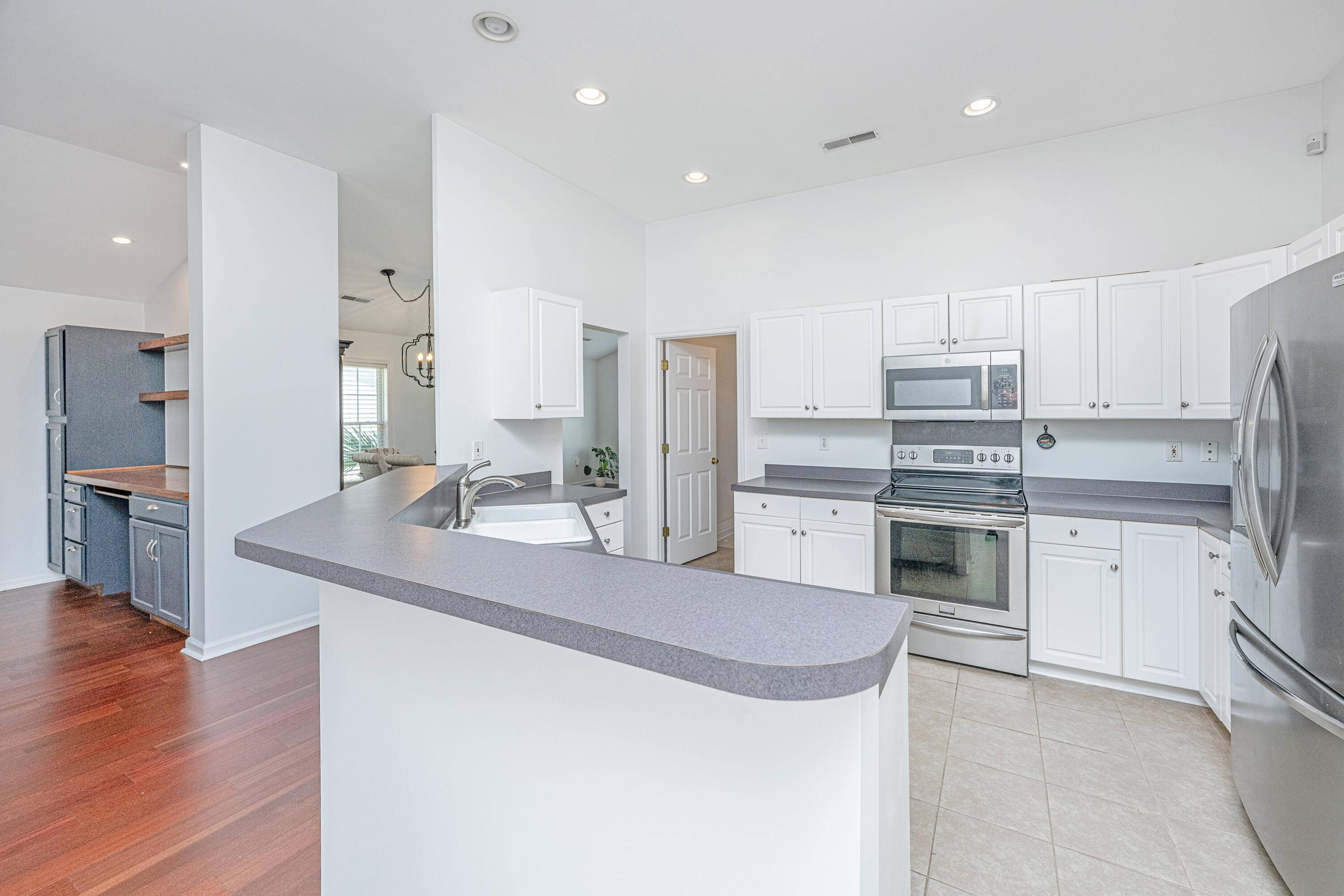 Mount Pleasant, SC 29466,1532 Wellesley Cir
