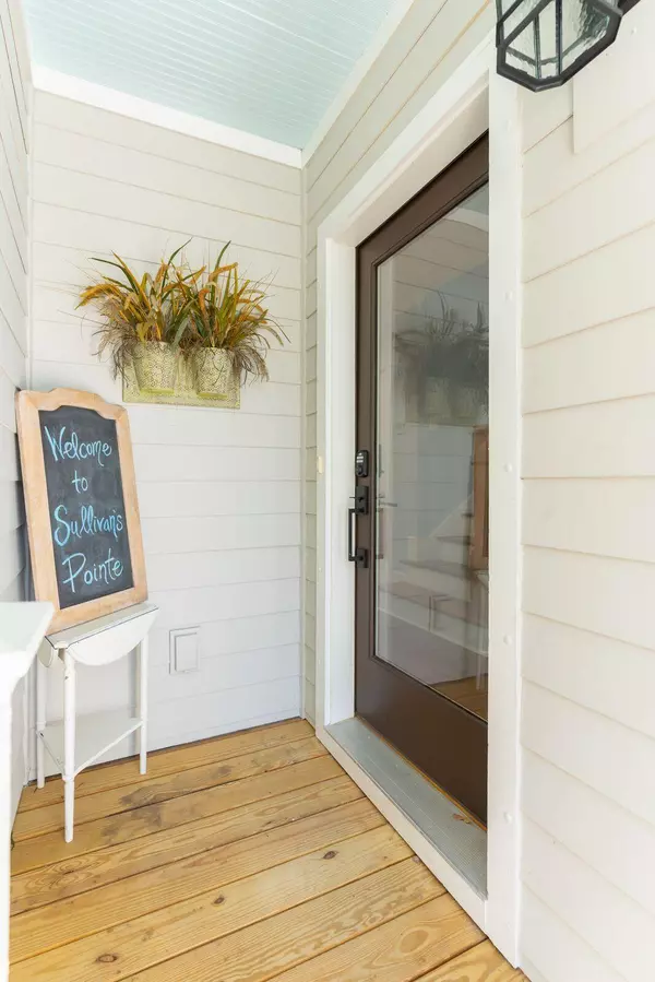 Mount Pleasant, SC 29464,974 Key Colony Ct