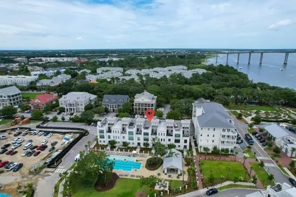 Daniel Island, SC 29492,506 Helmsman St