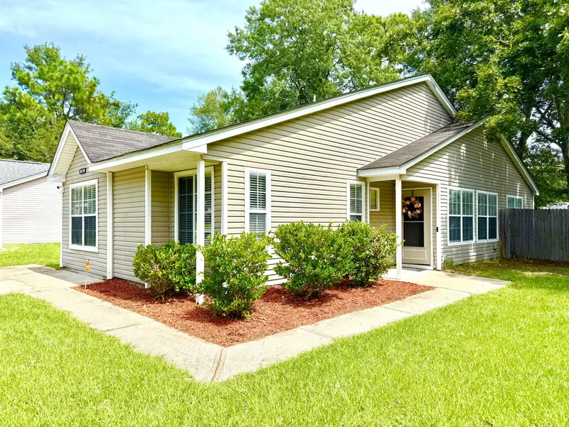 505 Hedge Way, Summerville, SC 29486