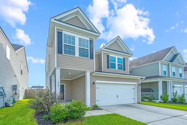 Summerville, SC 29486,828 Redbud Ln