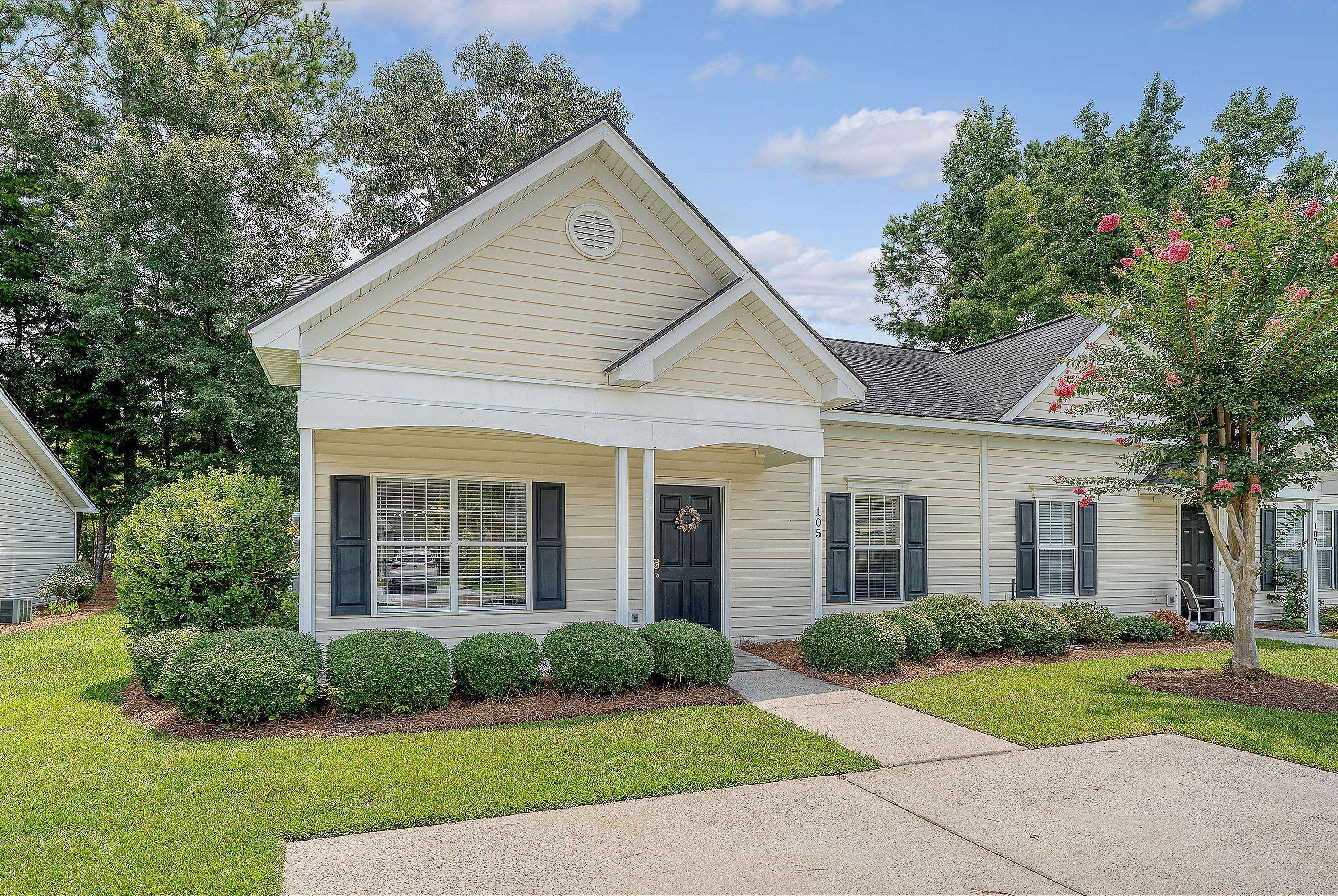 Summerville, SC 29485,105 Dupont Way
