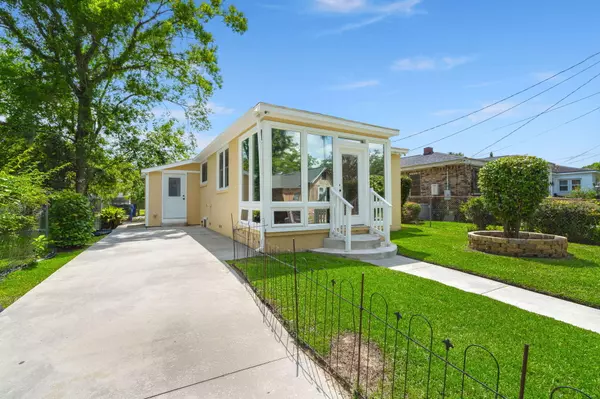 Charleston, SC 29407,958 Battery Ave