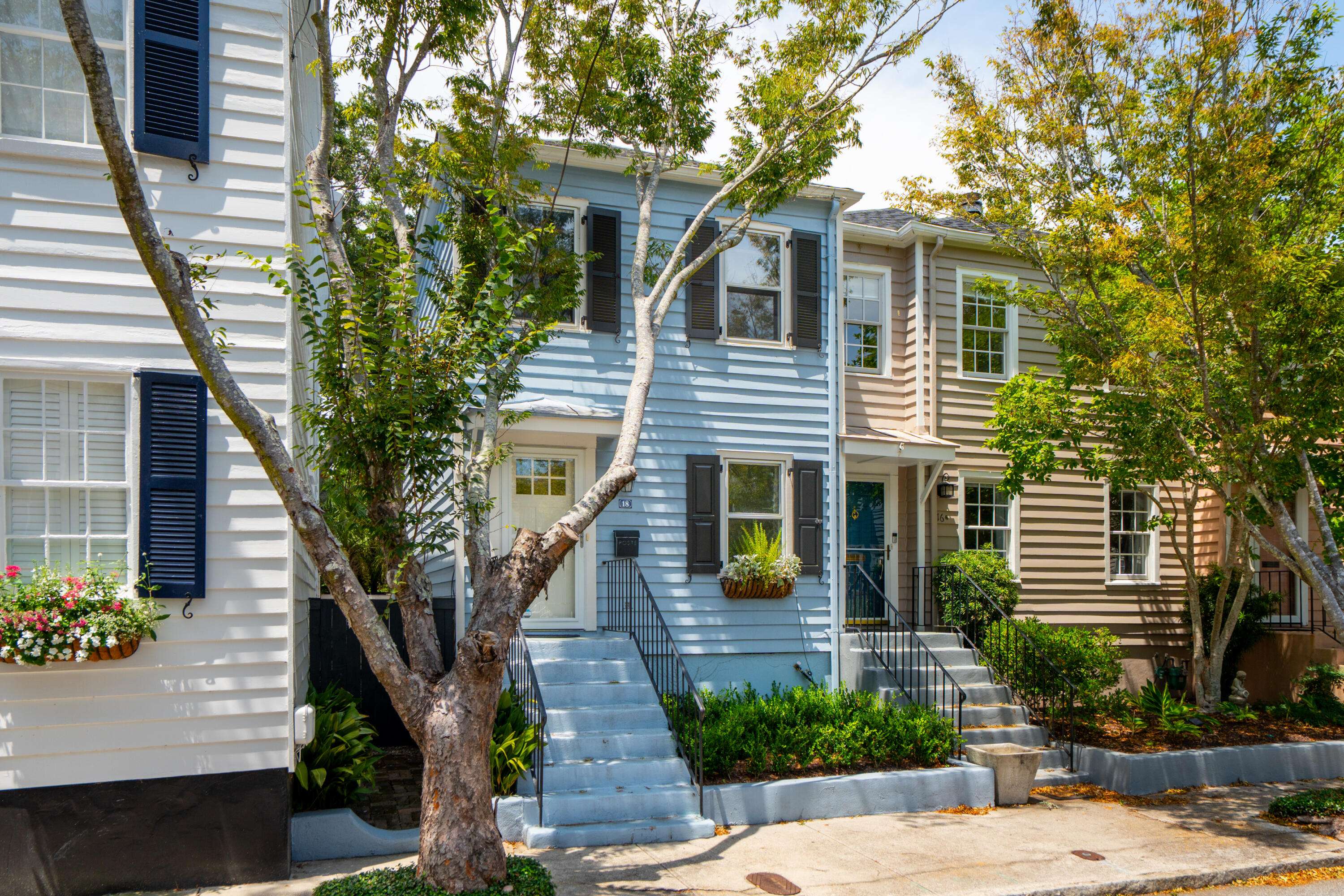 Charleston, SC 29401,18 Short St