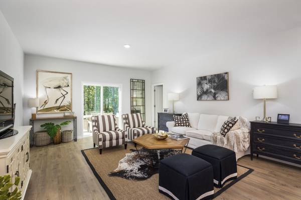 620 Quiet Valley Rd, Summerville, SC 29486