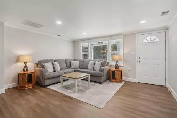 Cope, SC 29038,672 Snapdragon St