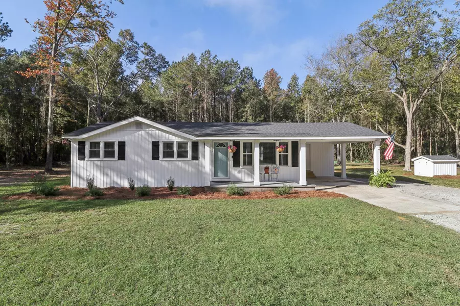 672 Snapdragon St, Cope, SC 29038
