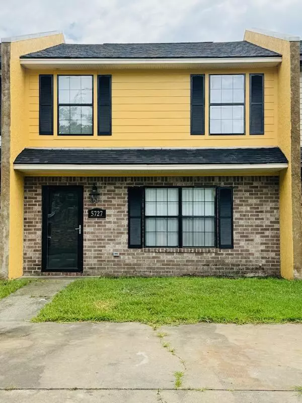 North Charleston, SC 29418,5727 Dewsbury Ln