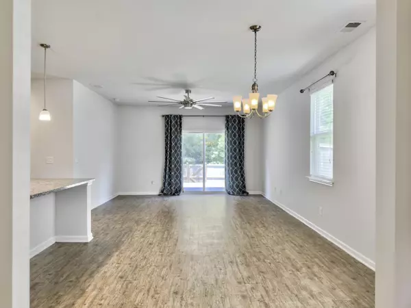 Ladson, SC 29456,9804 Seed St