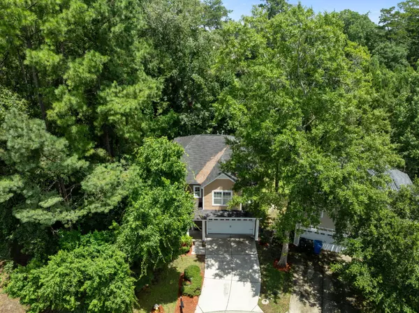 North Charleston, SC 29420,8464 Athens Way