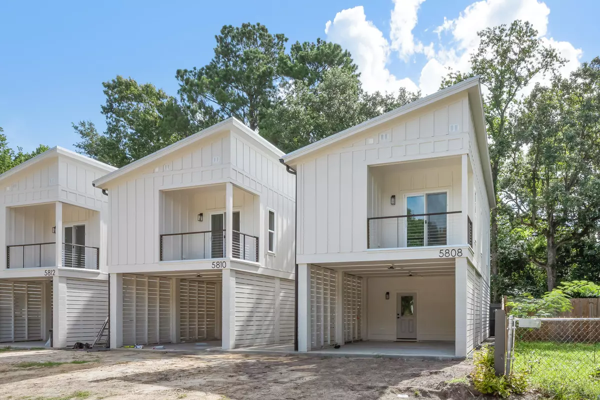 Hanahan, SC 29410,5808 Knight St