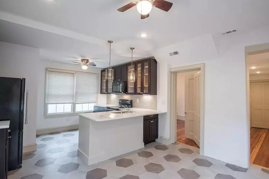 35 Society #H, Charleston, SC 29401
