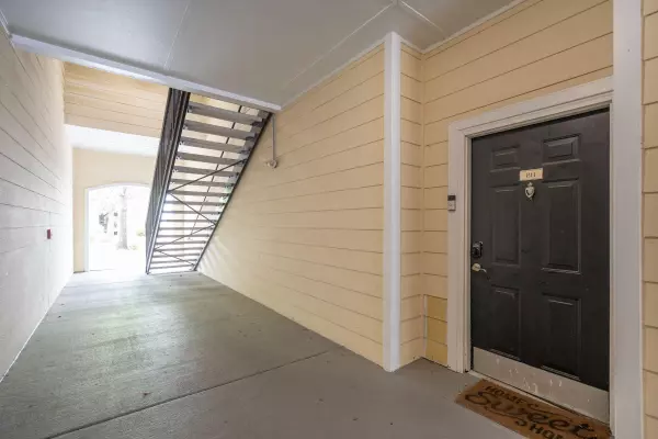Charleston, SC 29407,45 Sycamore Ave #811