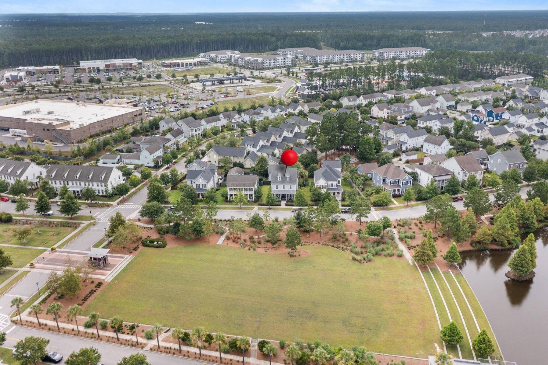 Summerville, SC 29486,304 Oak Park St