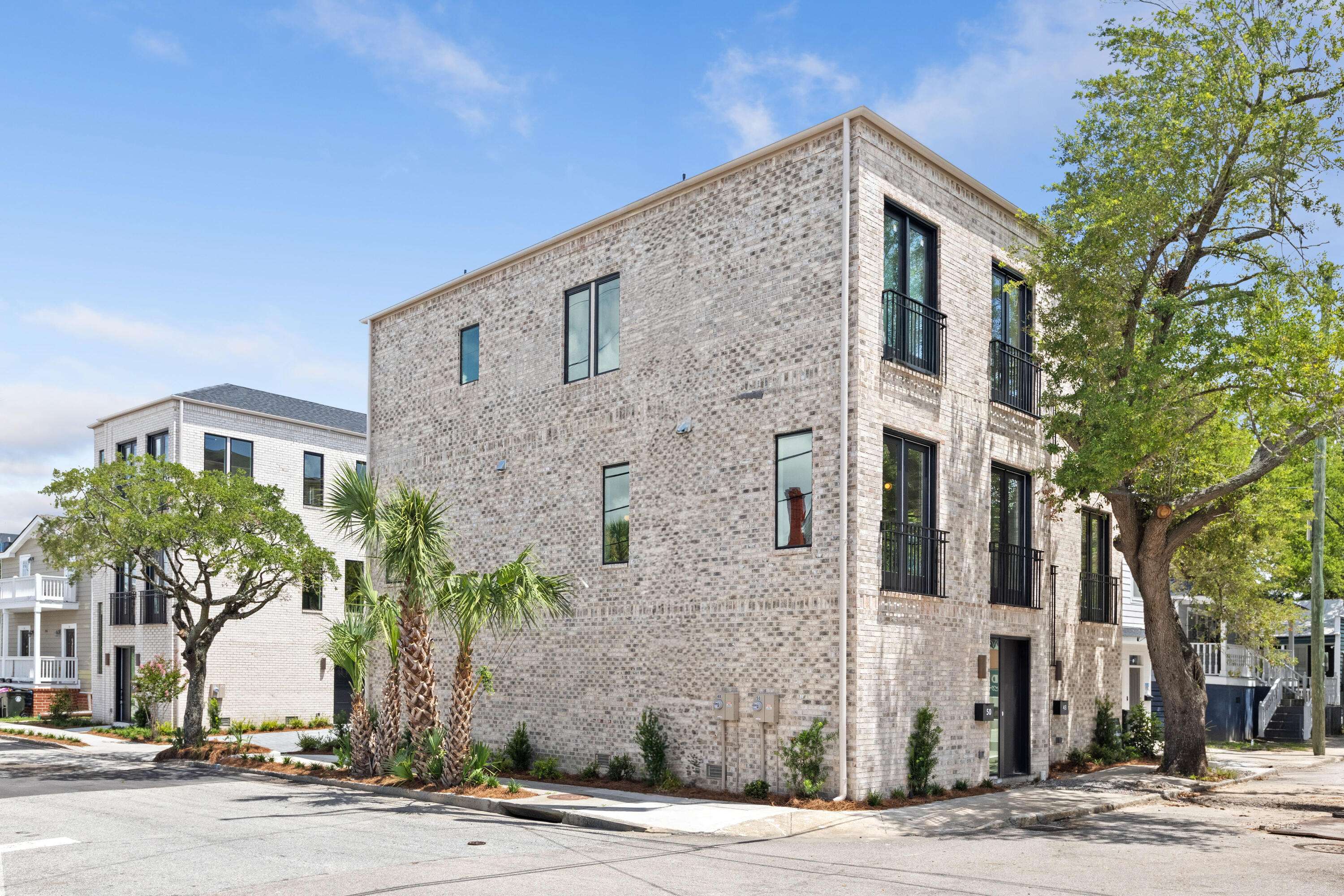 Charleston, SC 29403,48 Cooper St