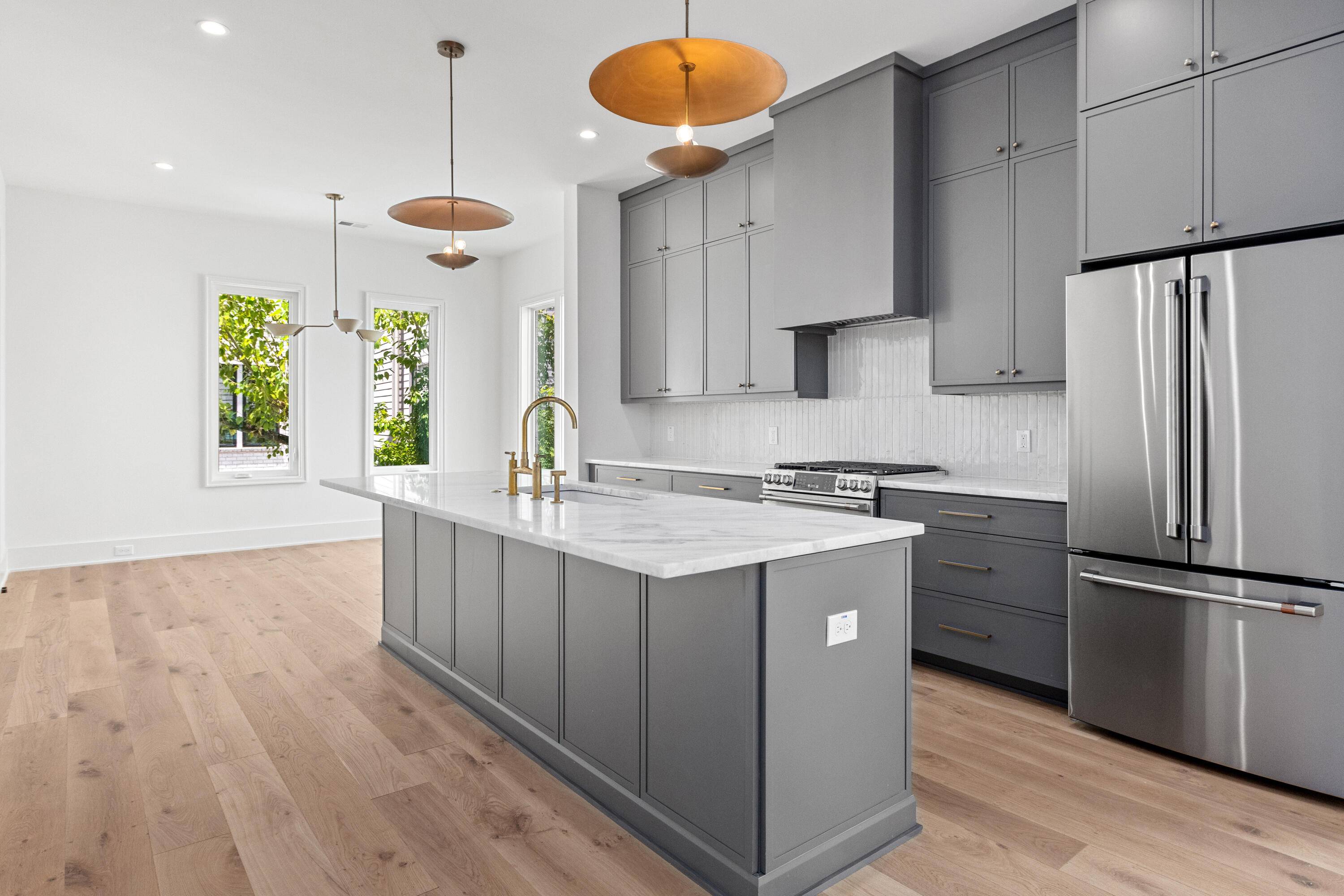 Charleston, SC 29403,48 Cooper St