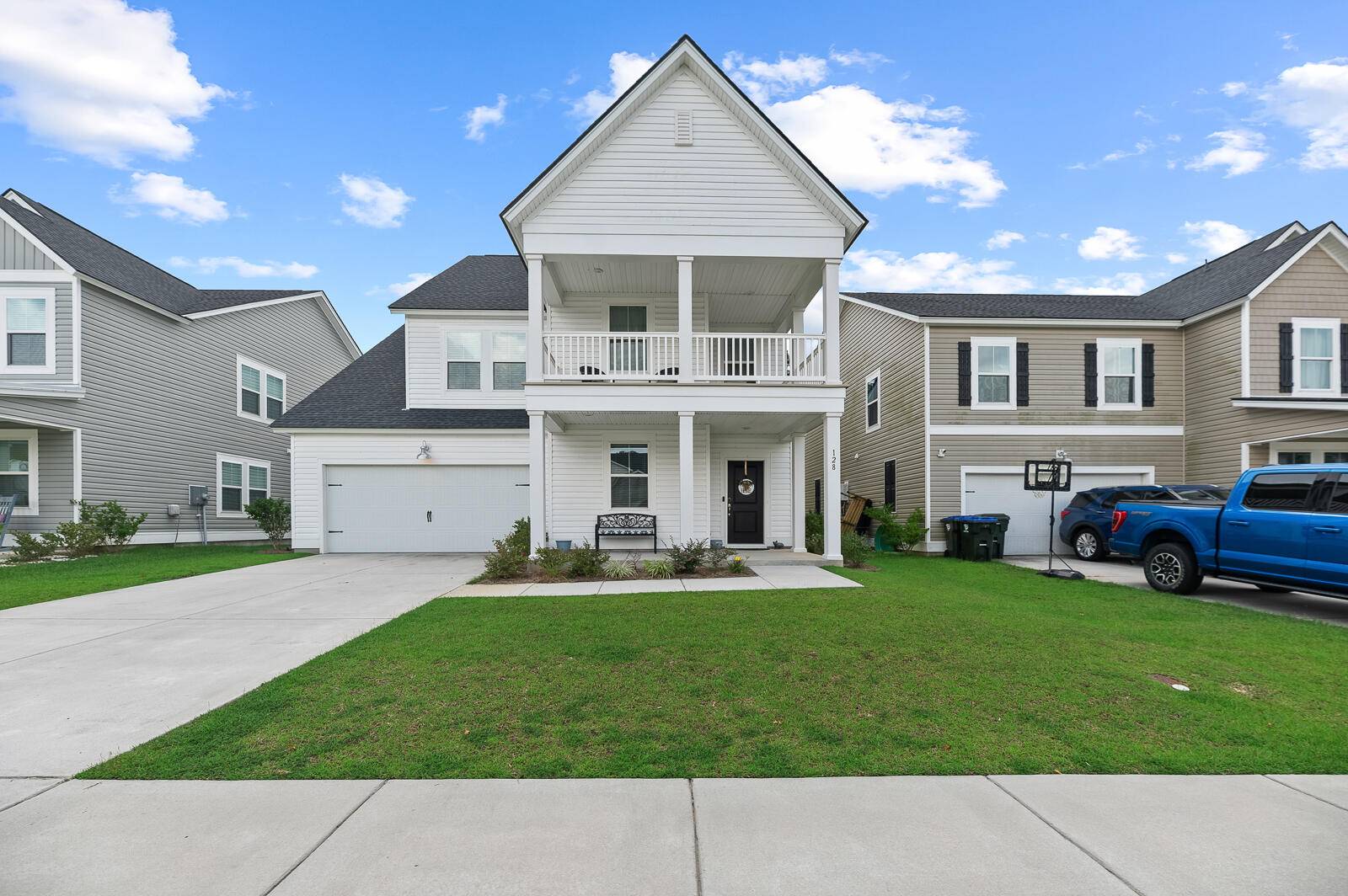 Summerville, SC 29483,128 Red Bluff St