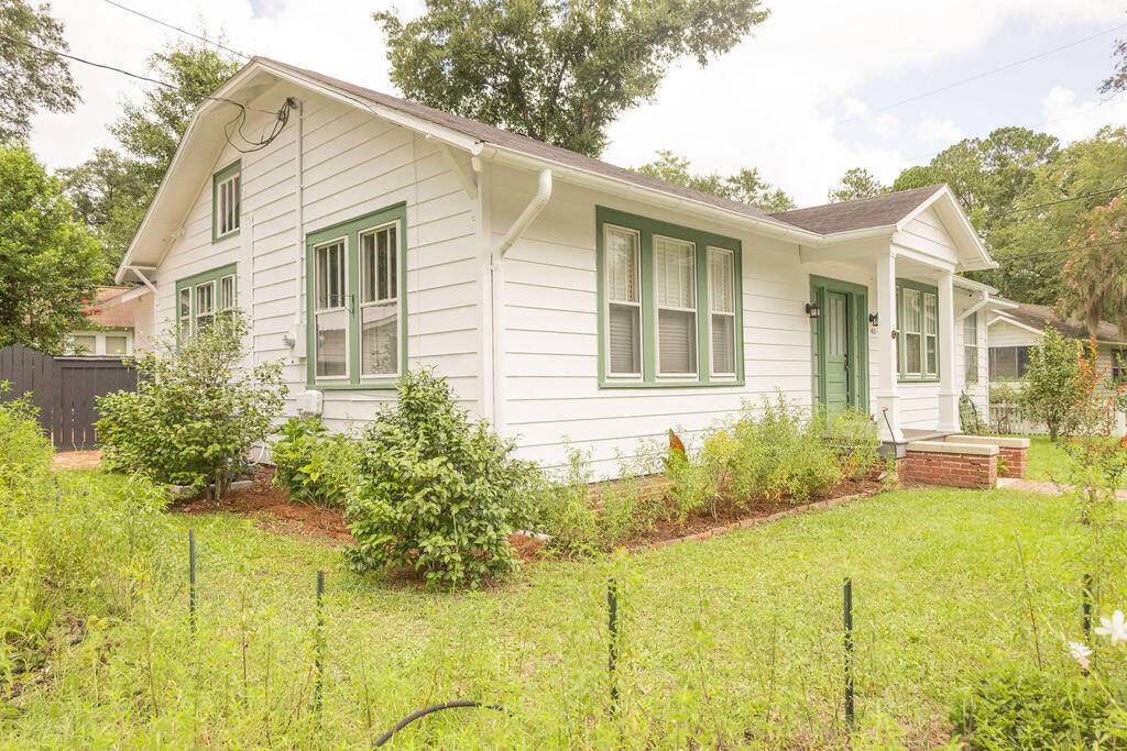 Walterboro, SC 29488,400 N Lemacks St