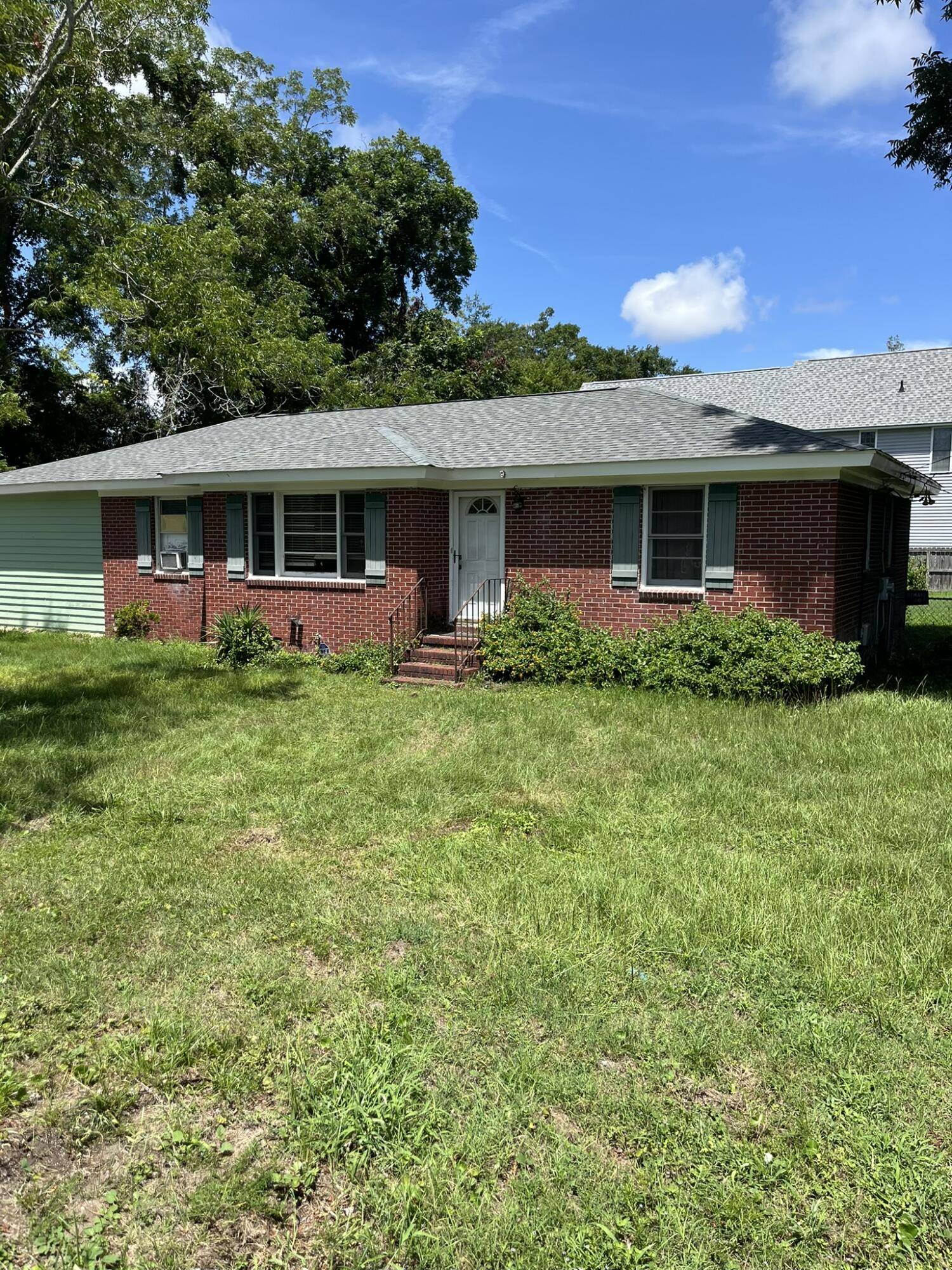 1602 Rifle Range Rd, Mount Pleasant, SC 29464