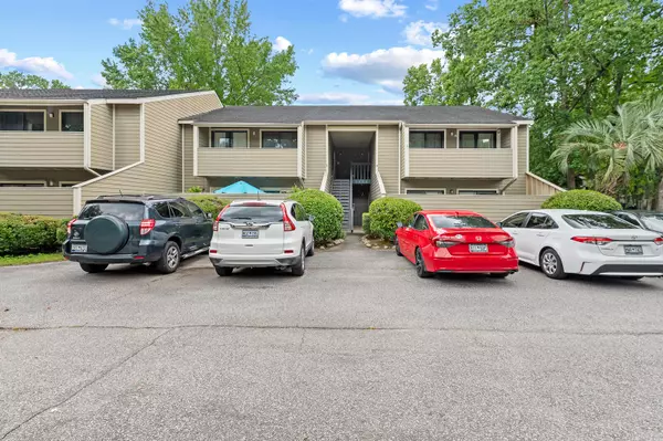 2305 Treescape Dr #7, Charleston, SC 29414