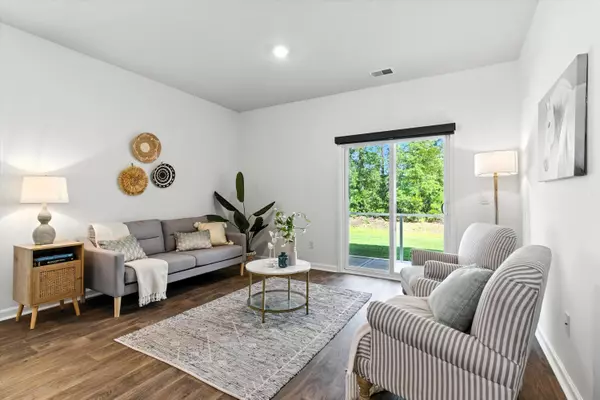 Summerville, SC 29486,262 N Light Way