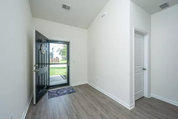Ladson, SC 29456,1313 Hermitage Ln