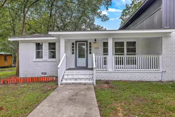 Saint George, SC 29477,223 N Metts St