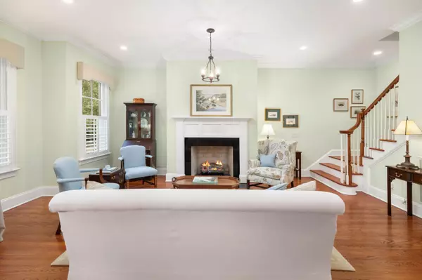 Daniel Island, SC 29492,36 Grove Ln