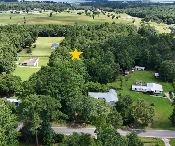 5077 Comments Rd, Hollywood, SC 29449