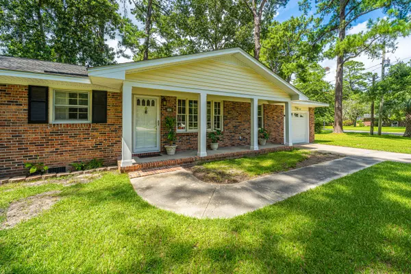 Summerville, SC 29483,301 Corey Blvd