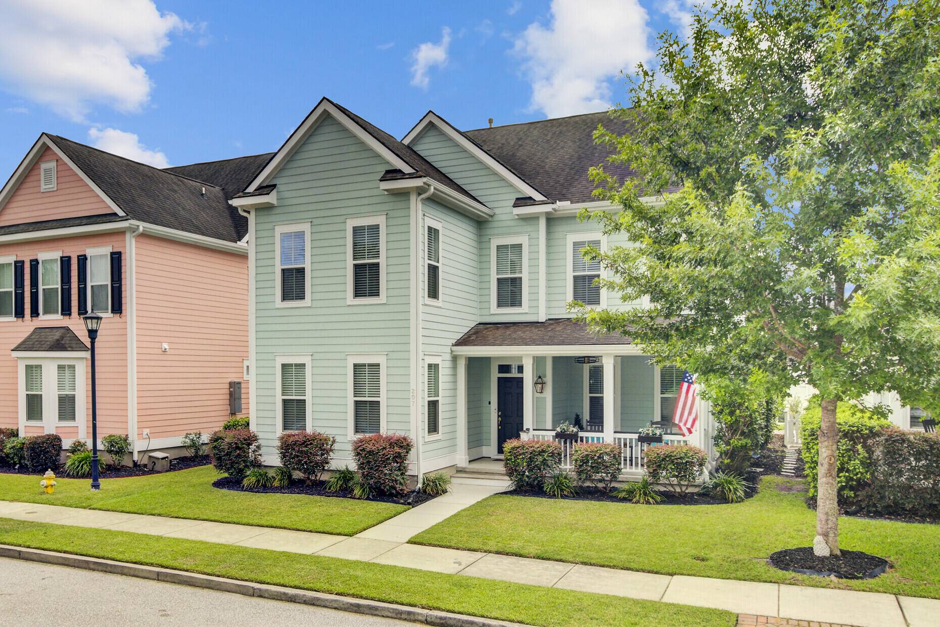 Summerville, SC 29483,207 Bellflower Dr